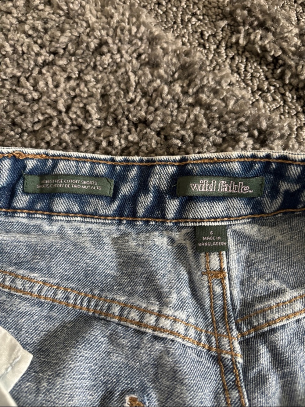 Wild Fable size 6 button down High-Rise Distressed Denim Shorts - Picture 7 of 11